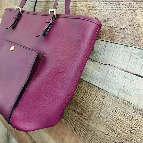 Micheal Kors Plum Jet Set Saffiano Leather Tote - Picture 5 of 16